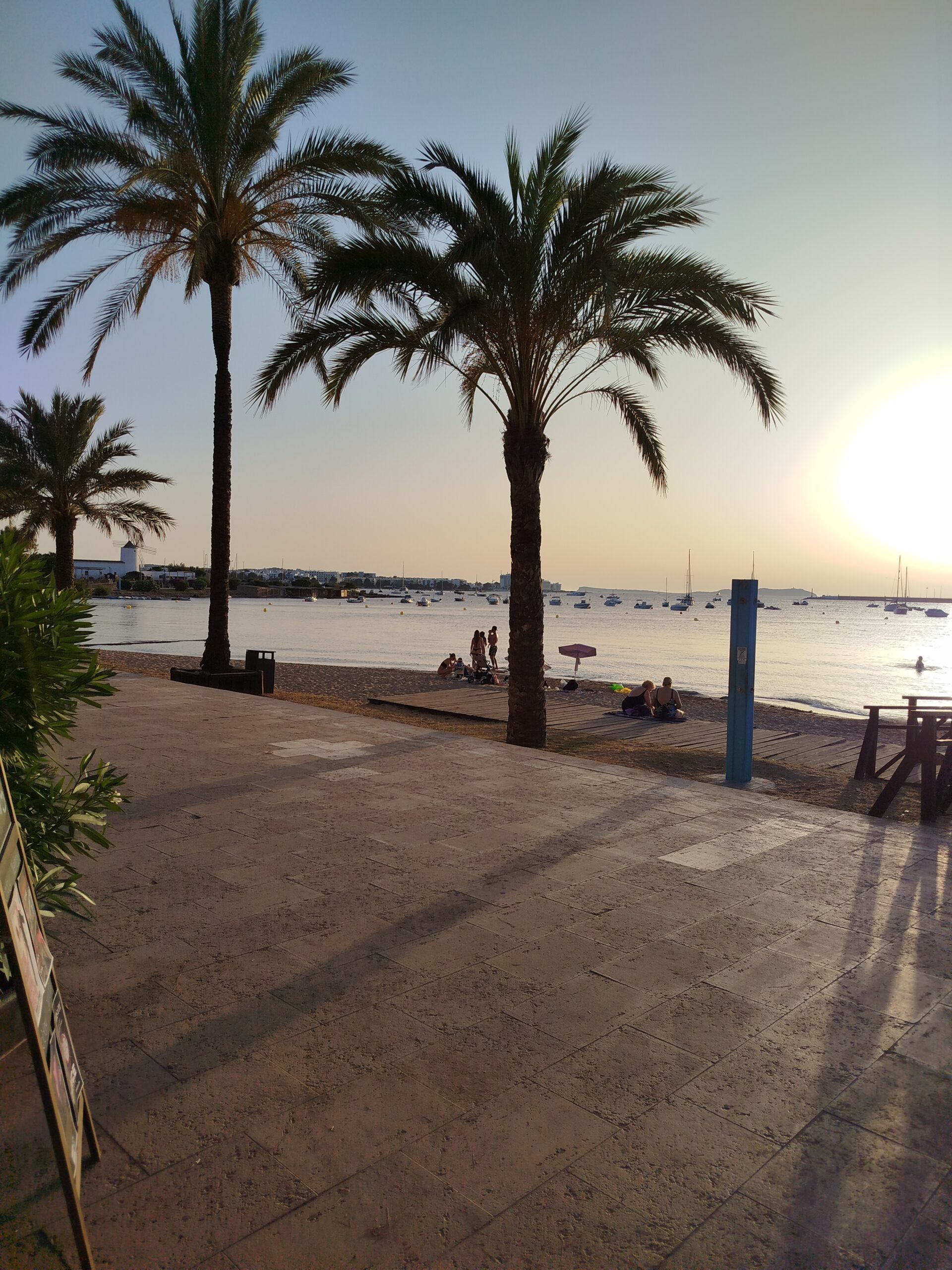 Visitando playas de Ibiza